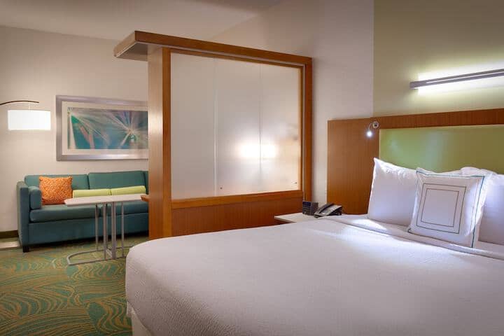 Room 5 of 24